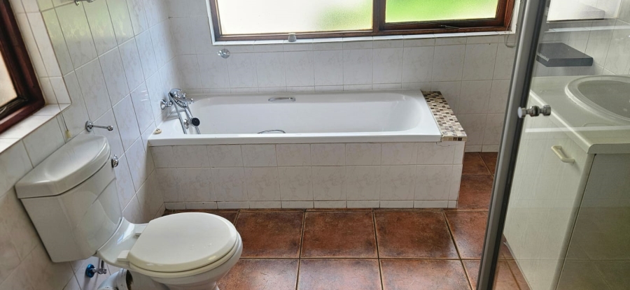 2 Bedroom Property for Sale in Bromhof Gauteng