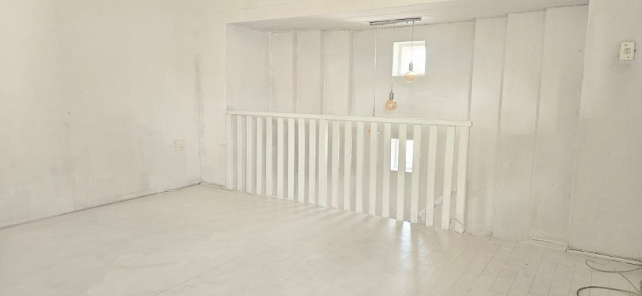 2 Bedroom Property for Sale in Bromhof Gauteng