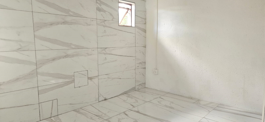 2 Bedroom Property for Sale in Bromhof Gauteng