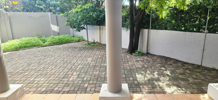 2 Bedroom Property for Sale in Bromhof Gauteng