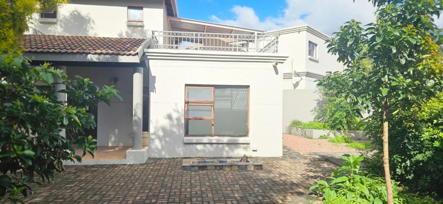 2 Bedroom Property for Sale in Bromhof Gauteng