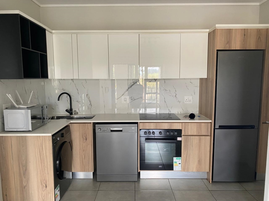 To Let 1 Bedroom Property for Rent in Waterfall Gauteng