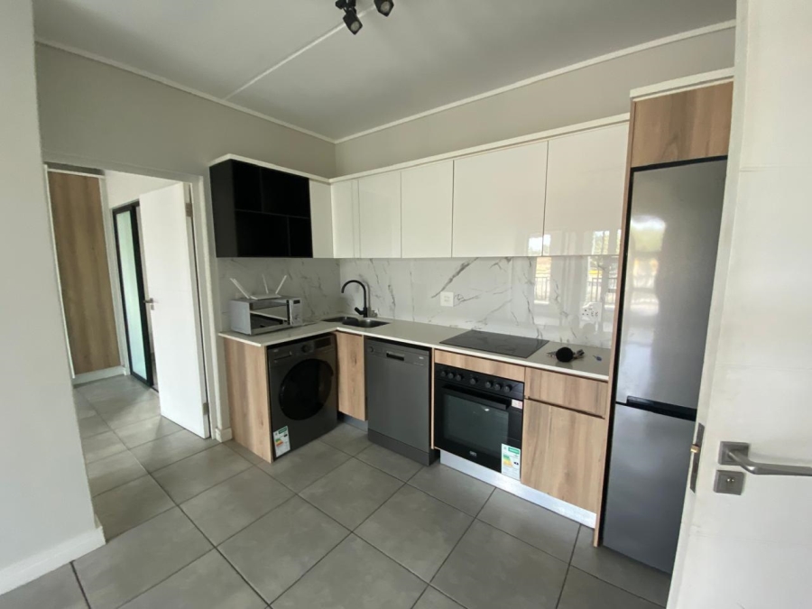 To Let 1 Bedroom Property for Rent in Waterfall Gauteng