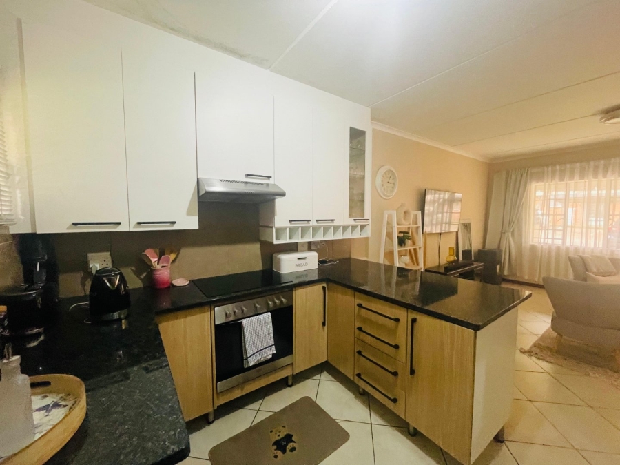 2 Bedroom Property for Sale in Sagewood Gauteng