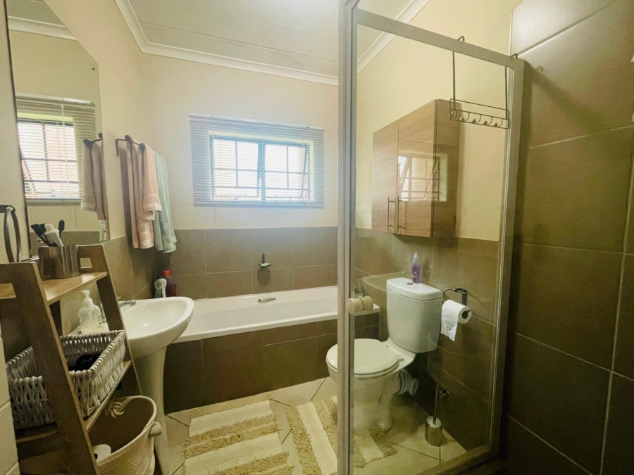 2 Bedroom Property for Sale in Sagewood Gauteng