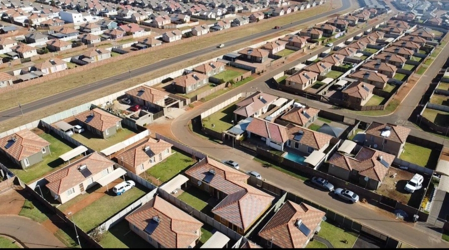 3 Bedroom Property for Sale in Sky City Gauteng