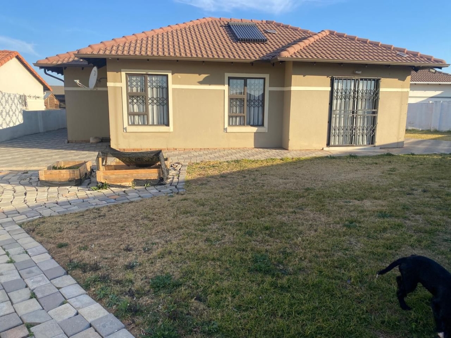 To Let 3 Bedroom Property for Rent in Blue Hills Gauteng