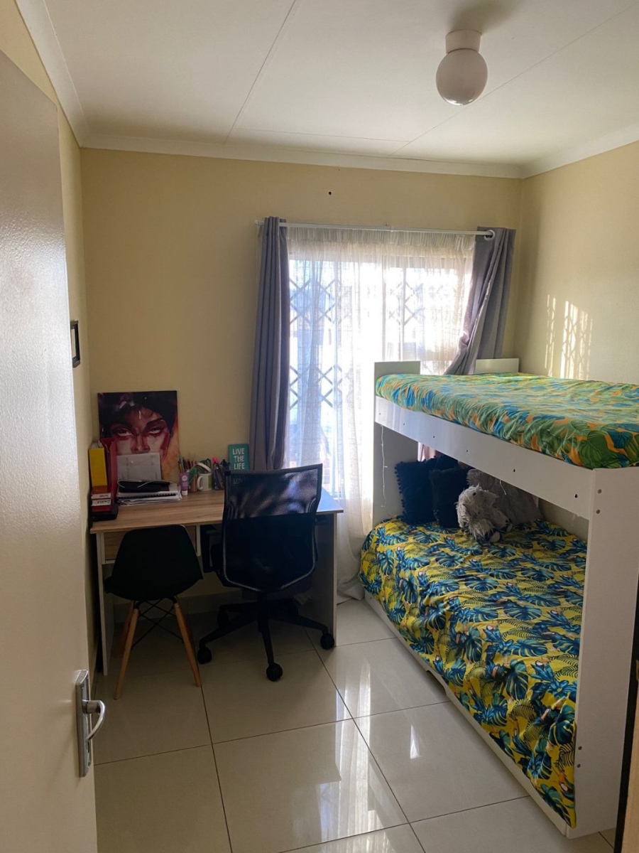To Let 3 Bedroom Property for Rent in Blue Hills Gauteng