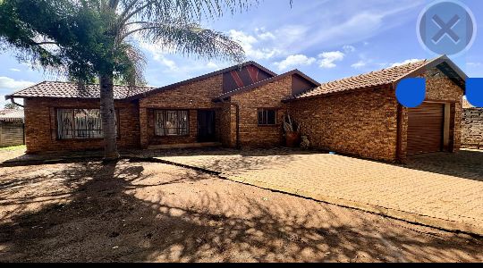 3 Bedroom Property for Sale in The Orchards Gauteng