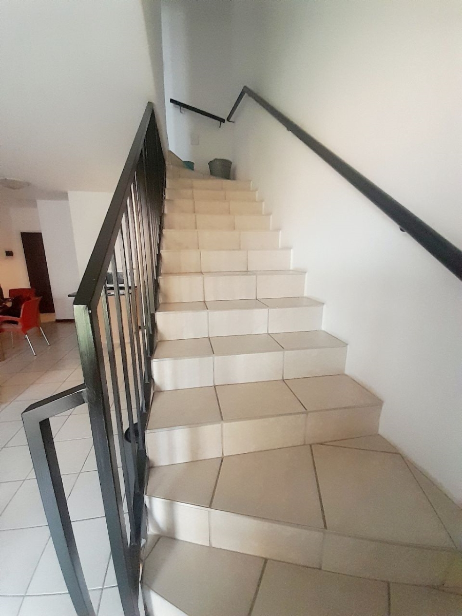 2 Bedroom Property for Sale in The Reeds Gauteng