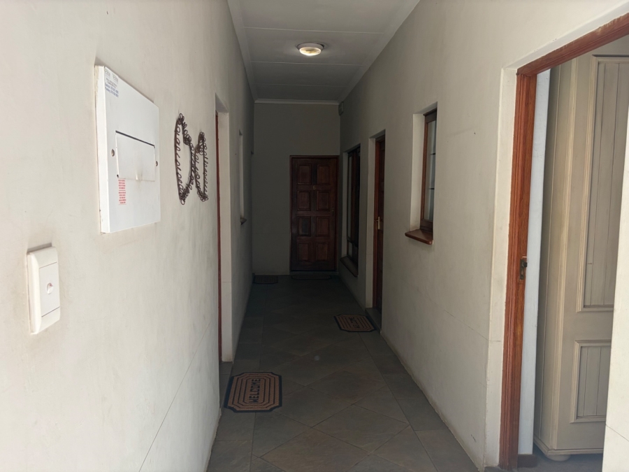 1 Bedroom Property for Sale in Equestria Gauteng