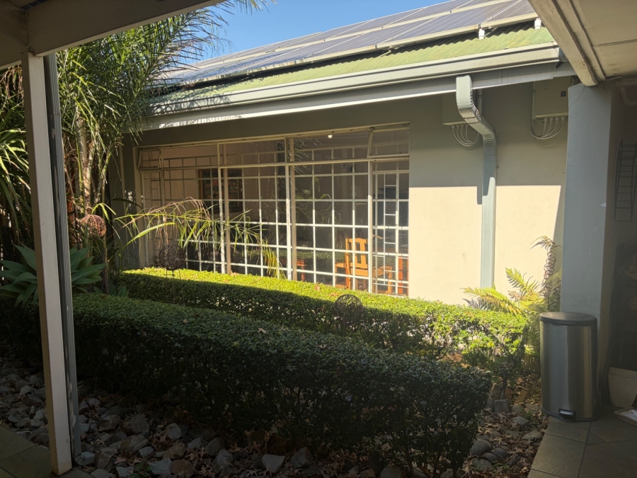 1 Bedroom Property for Sale in Equestria Gauteng