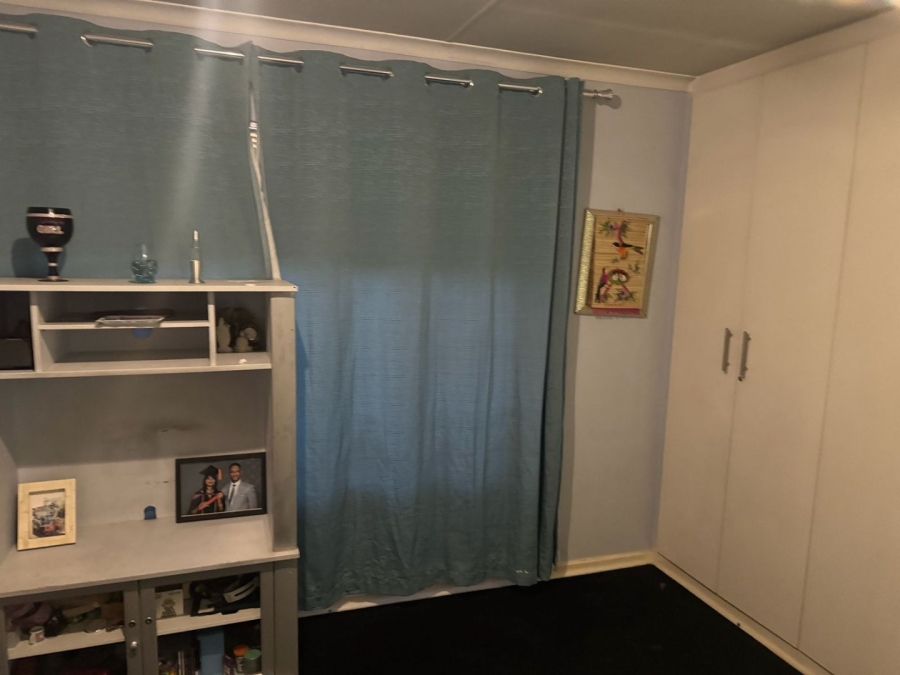 4 Bedroom Property for Sale in Lenasia South Gauteng