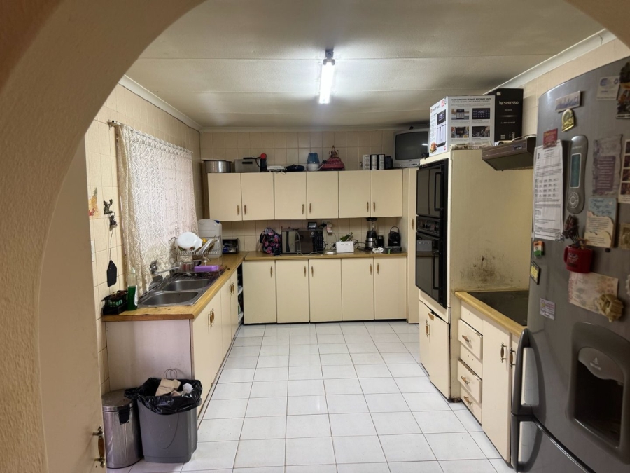 4 Bedroom Property for Sale in Lenasia South Gauteng