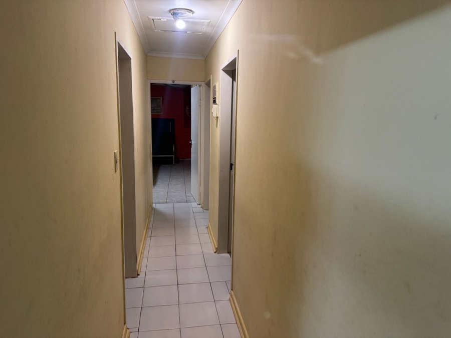 4 Bedroom Property for Sale in Lenasia South Gauteng