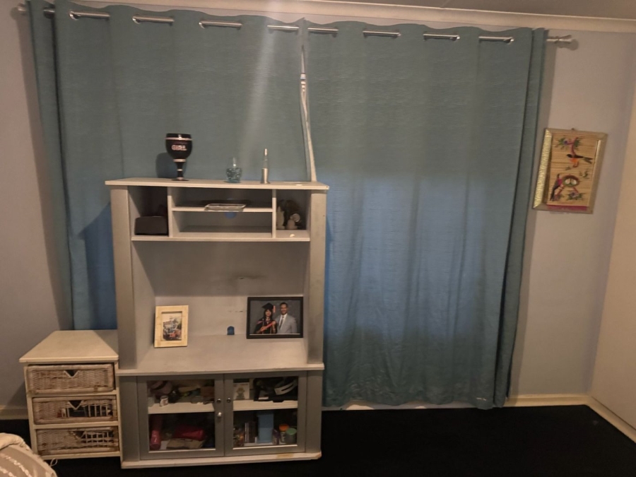 4 Bedroom Property for Sale in Lenasia South Gauteng