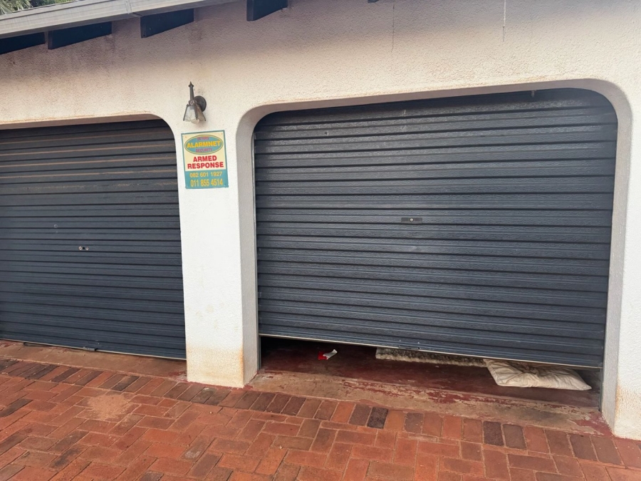 4 Bedroom Property for Sale in Lenasia South Gauteng