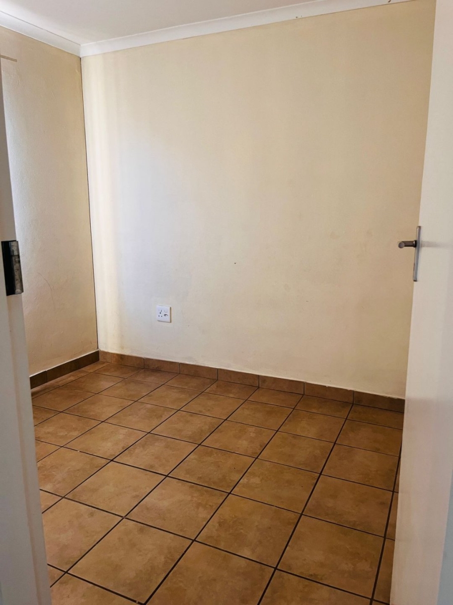 3 Bedroom Property for Sale in Sky City Gauteng