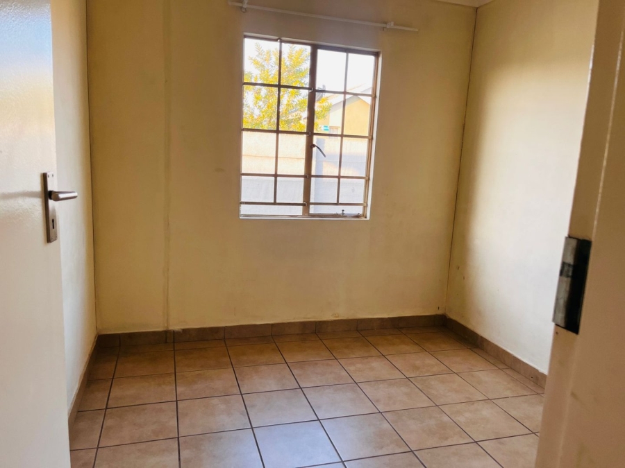 3 Bedroom Property for Sale in Sky City Gauteng