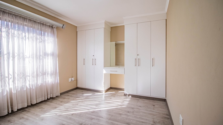 3 Bedroom Property for Sale in Lambton Gauteng