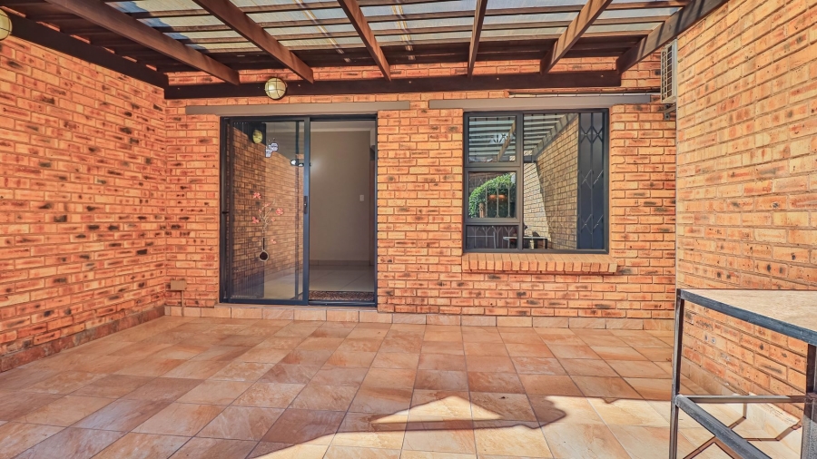 3 Bedroom Property for Sale in Lambton Gauteng