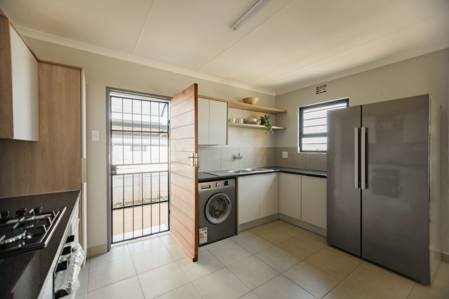 To Let 3 Bedroom Property for Rent in Sky City Gauteng