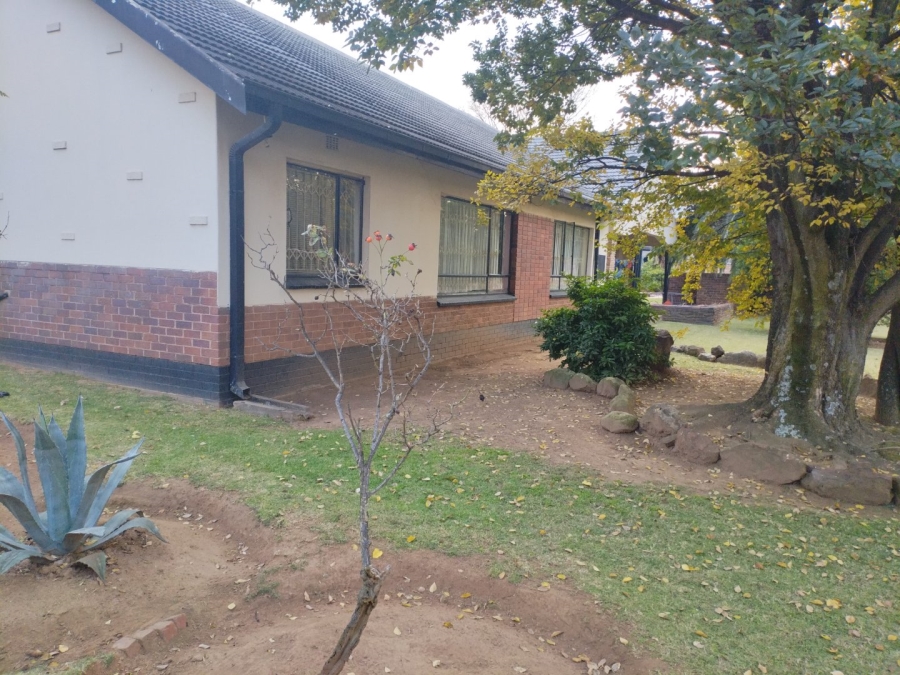 3 Bedroom Property for Sale in Selcourt Gauteng