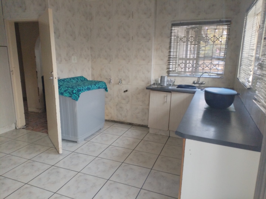 3 Bedroom Property for Sale in Selcourt Gauteng