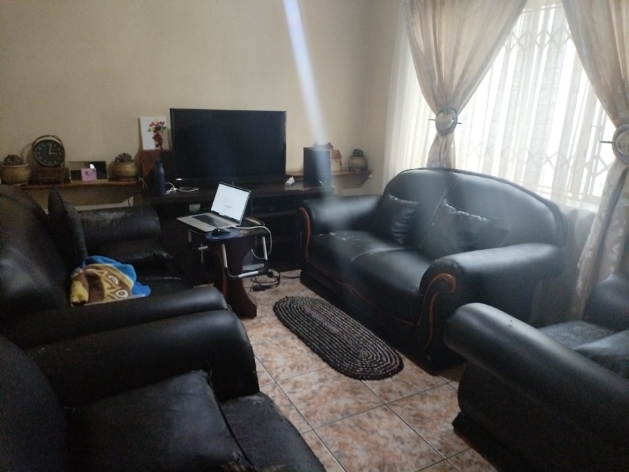 3 Bedroom Property for Sale in Selcourt Gauteng