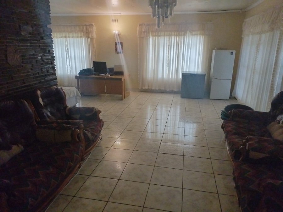3 Bedroom Property for Sale in Selcourt Gauteng
