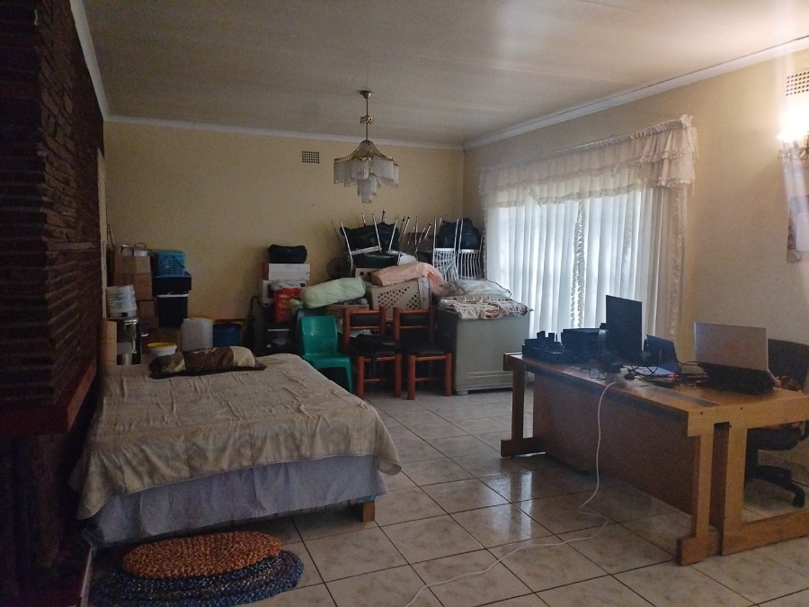 3 Bedroom Property for Sale in Selcourt Gauteng