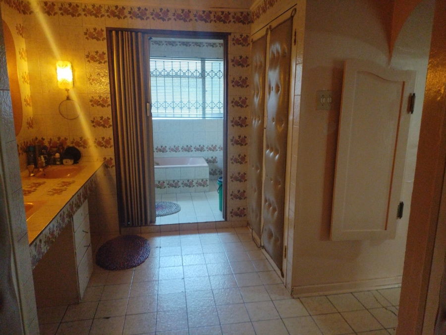 3 Bedroom Property for Sale in Selcourt Gauteng