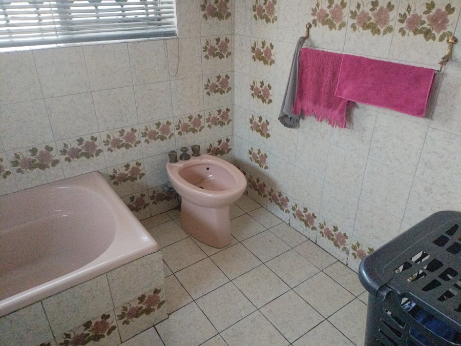 3 Bedroom Property for Sale in Selcourt Gauteng