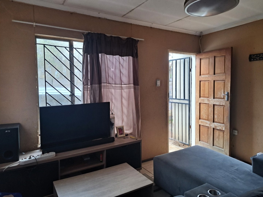 2 Bedroom Property for Sale in Zandspruit Gauteng
