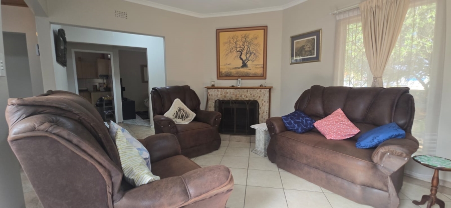 3 Bedroom Property for Sale in Brackendowns Gauteng