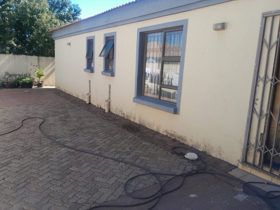 3 Bedroom Property for Sale in Vosloorus Gauteng