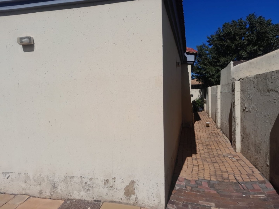 3 Bedroom Property for Sale in Vosloorus Gauteng