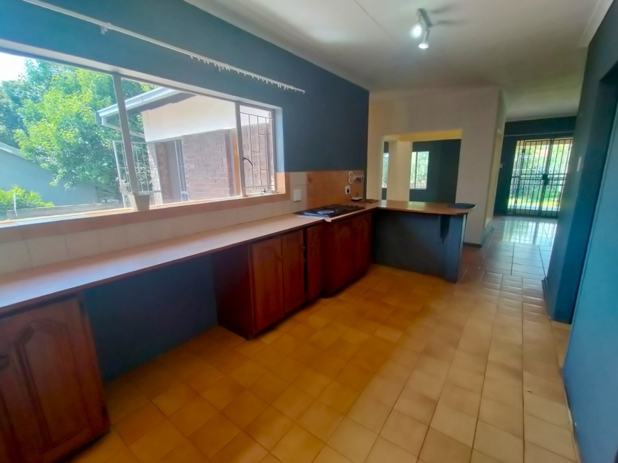 4 Bedroom Property for Sale in Bronberrick Gauteng