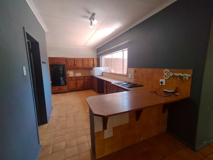 4 Bedroom Property for Sale in Bronberrick Gauteng