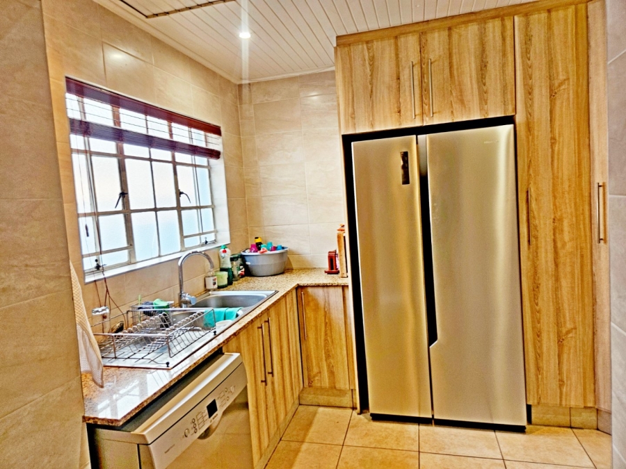 4 Bedroom Property for Sale in Van Riebeeck Park Gauteng