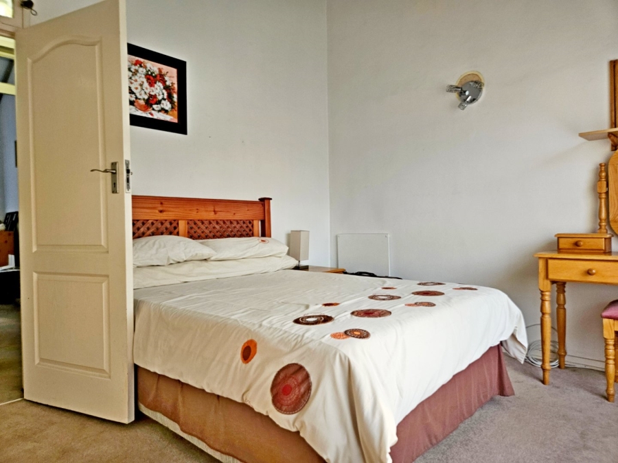 4 Bedroom Property for Sale in Van Riebeeck Park Gauteng