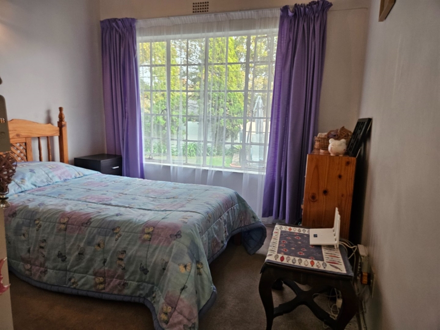 4 Bedroom Property for Sale in Van Riebeeck Park Gauteng