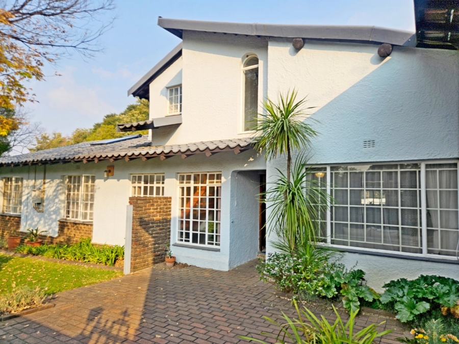 4 Bedroom Property for Sale in Van Riebeeck Park Gauteng