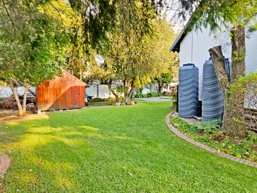 4 Bedroom Property for Sale in Van Riebeeck Park Gauteng