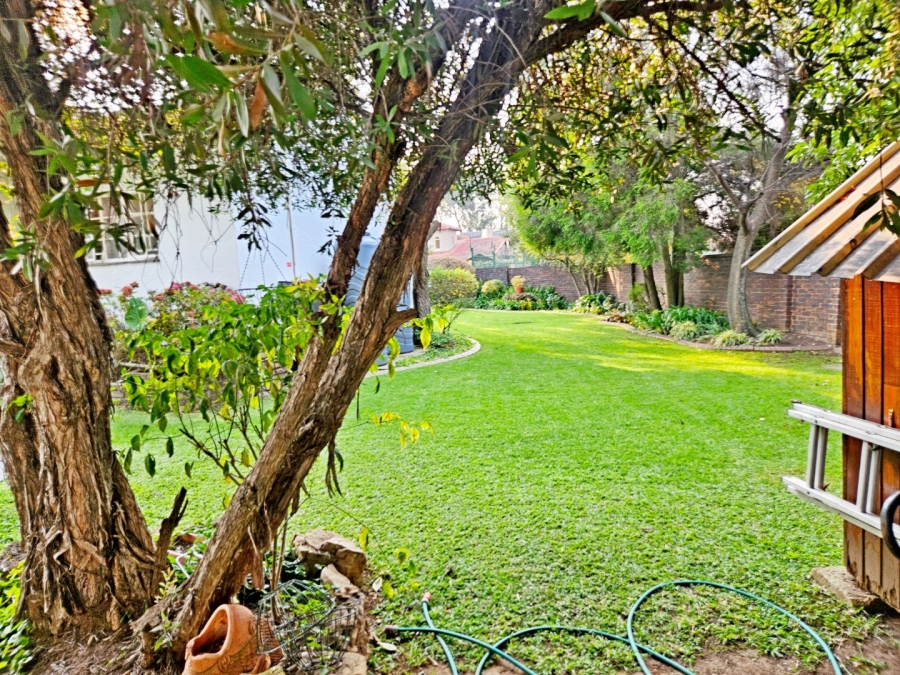 4 Bedroom Property for Sale in Van Riebeeck Park Gauteng