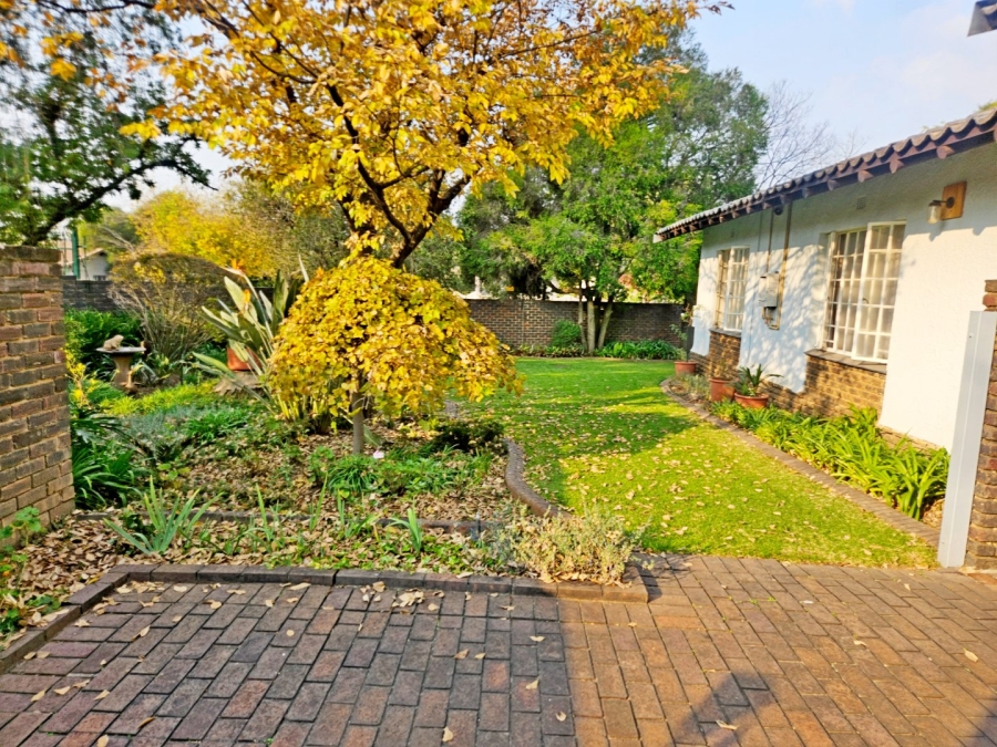 4 Bedroom Property for Sale in Van Riebeeck Park Gauteng