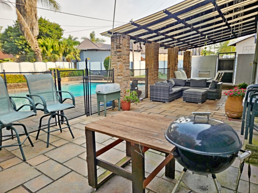4 Bedroom Property for Sale in Van Riebeeck Park Gauteng