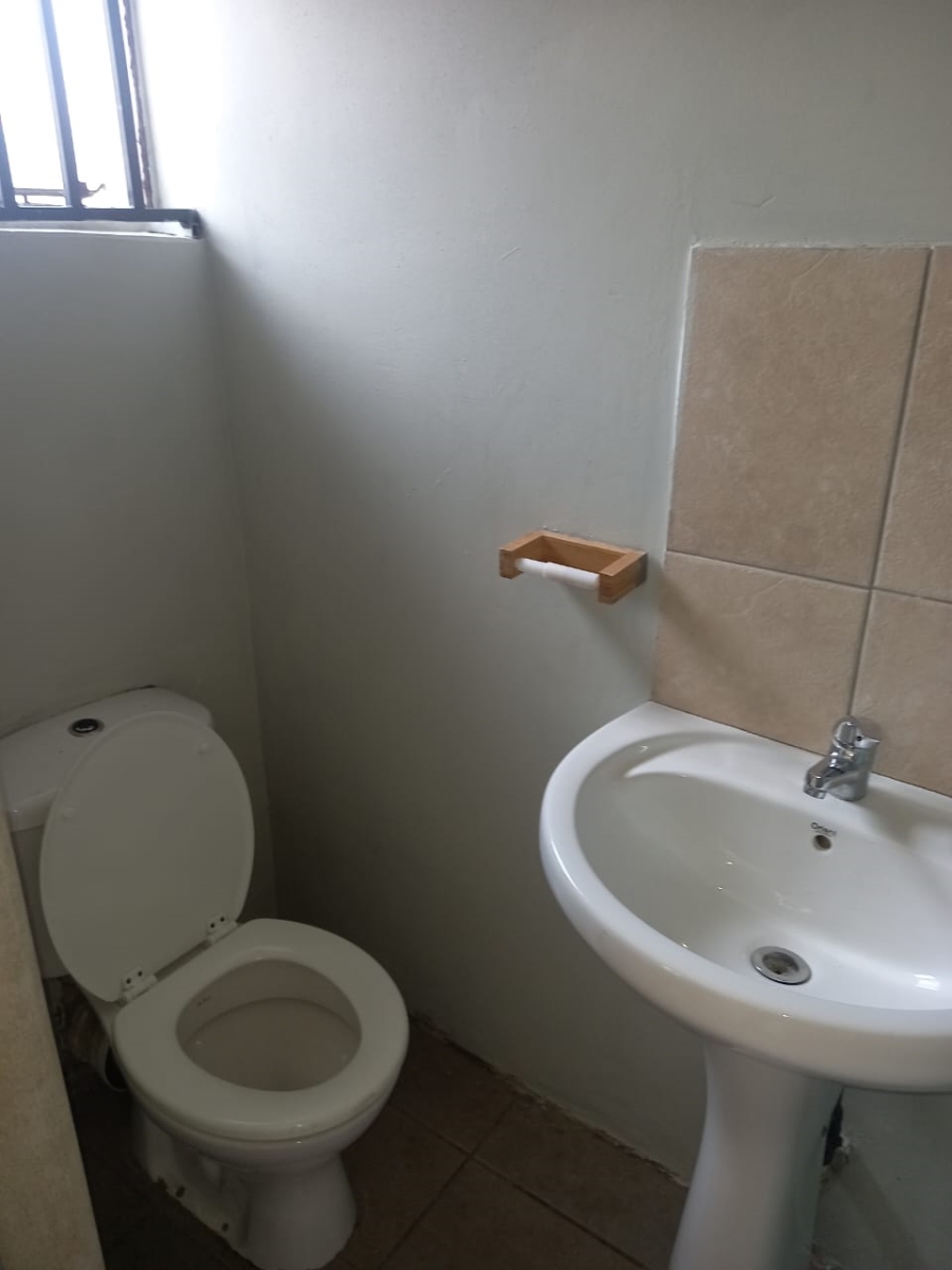 6 Bedroom Property for Sale in Booysens Gauteng