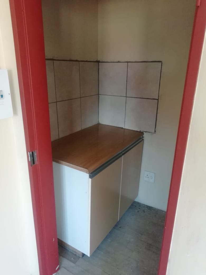 6 Bedroom Property for Sale in Booysens Gauteng