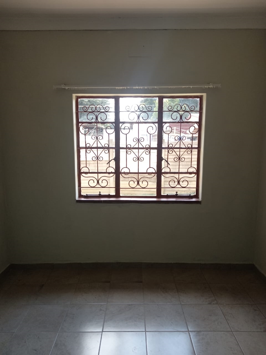6 Bedroom Property for Sale in Booysens Gauteng